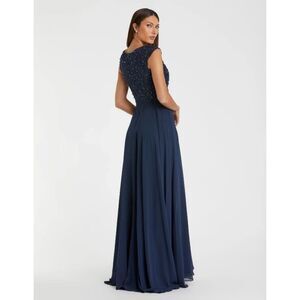 Mac Duggal Navy Applique Cap Sleeve Bodice Flowy Gown - Size 4 - NWT